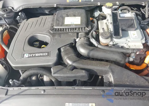 2019 Ford Fusion Hybrid Titanium from USA, damaged, VIN 3FA6P0RU6KR161988